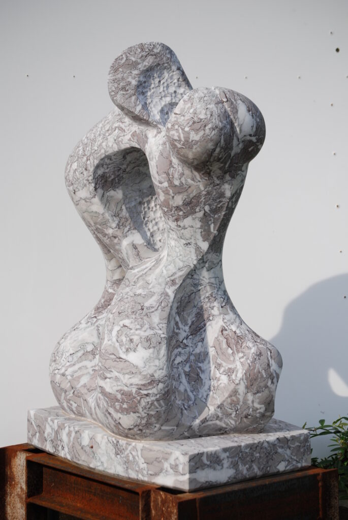 196
